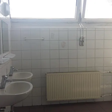 Mke Hostel *